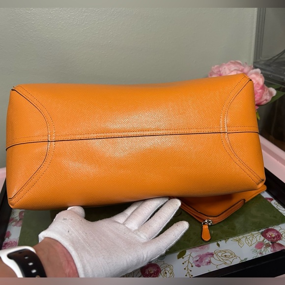 Coach Signature Reversible Tote Brown with Orange Trim and Pouch - Picture 8 of 16